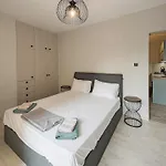 Avras Experience 1 Appartamento
