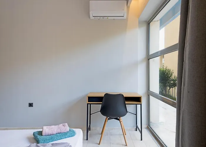 Avras Experience 1 * Farai